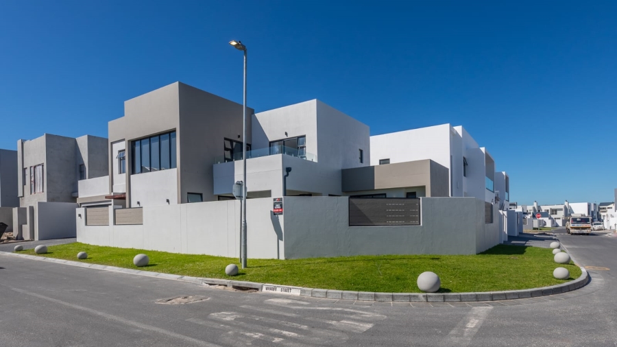 4 Bedroom Property for Sale in Sandown Western Cape